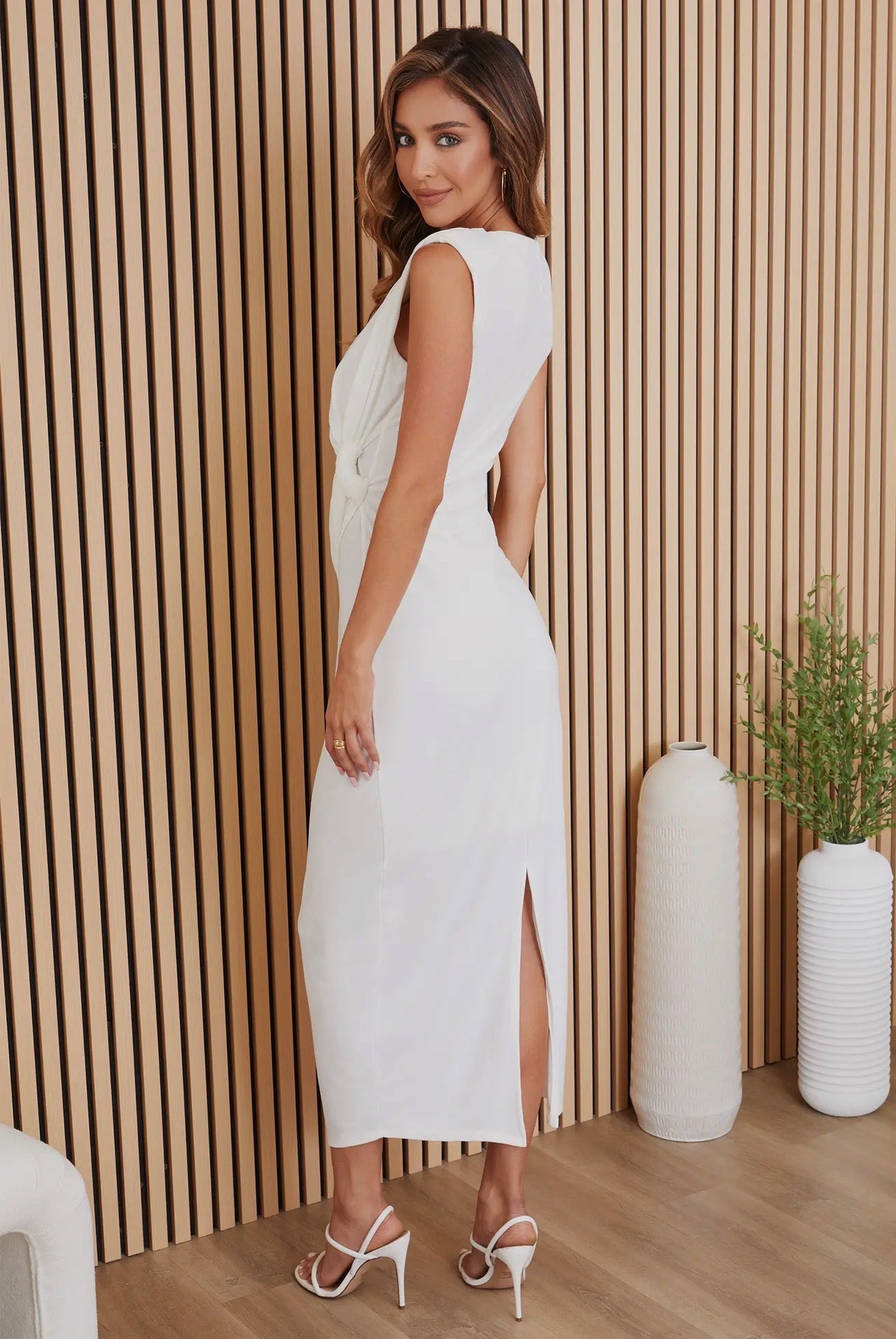 The Confidence Maxi