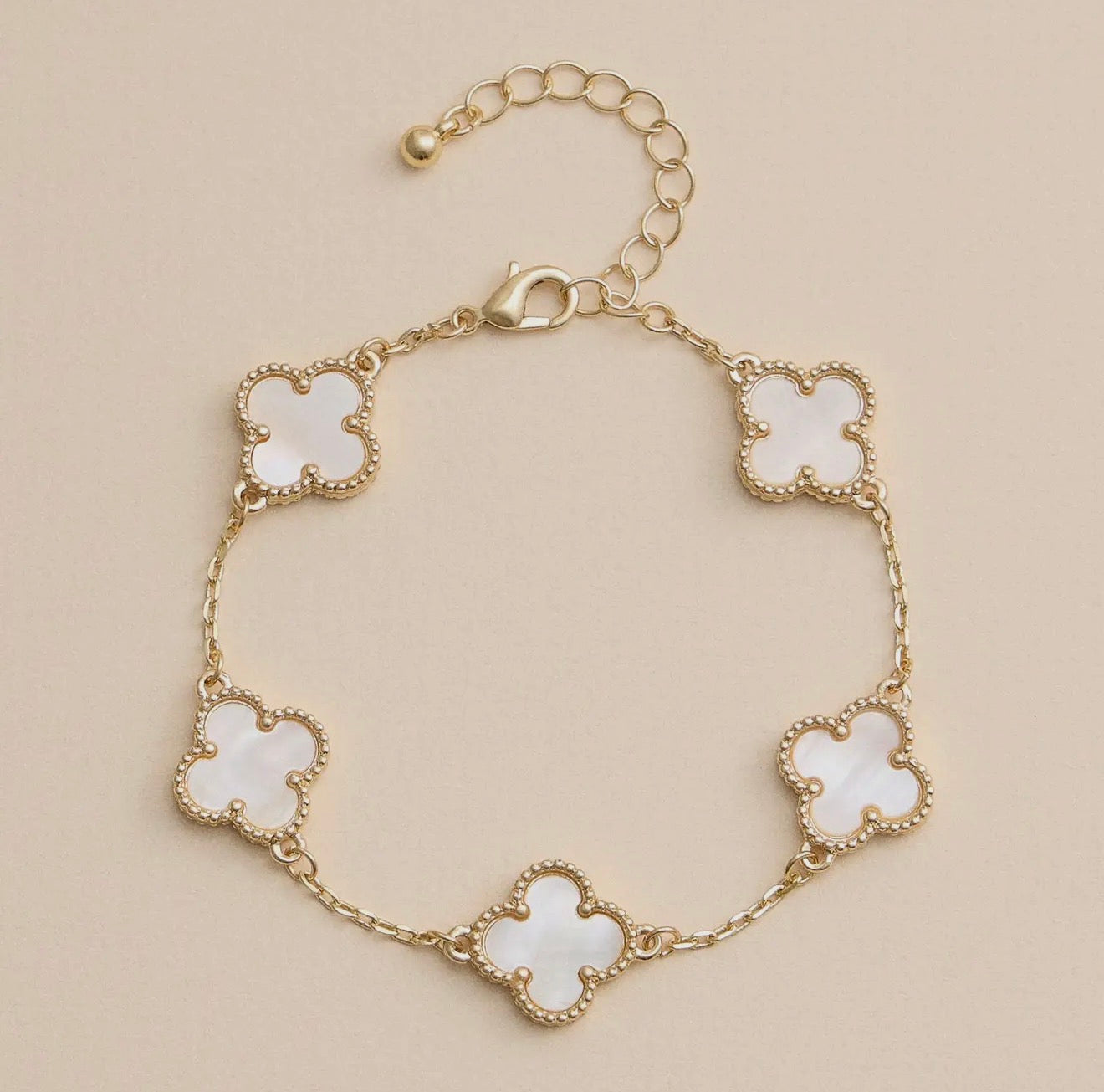 Clover Shell Charm Bracelet