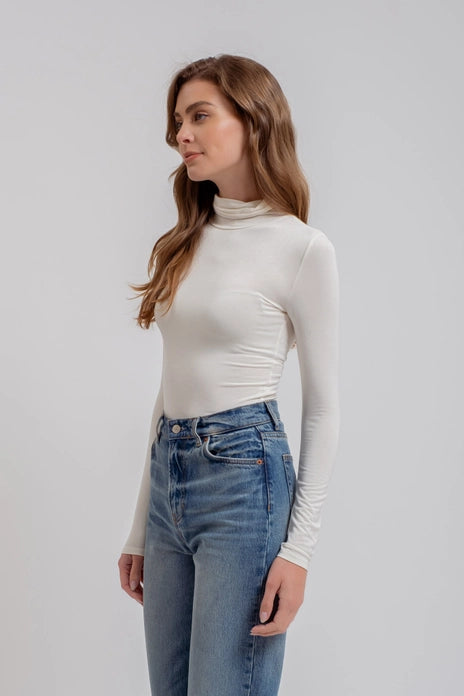 Essential Long Sleeve Turtleneck